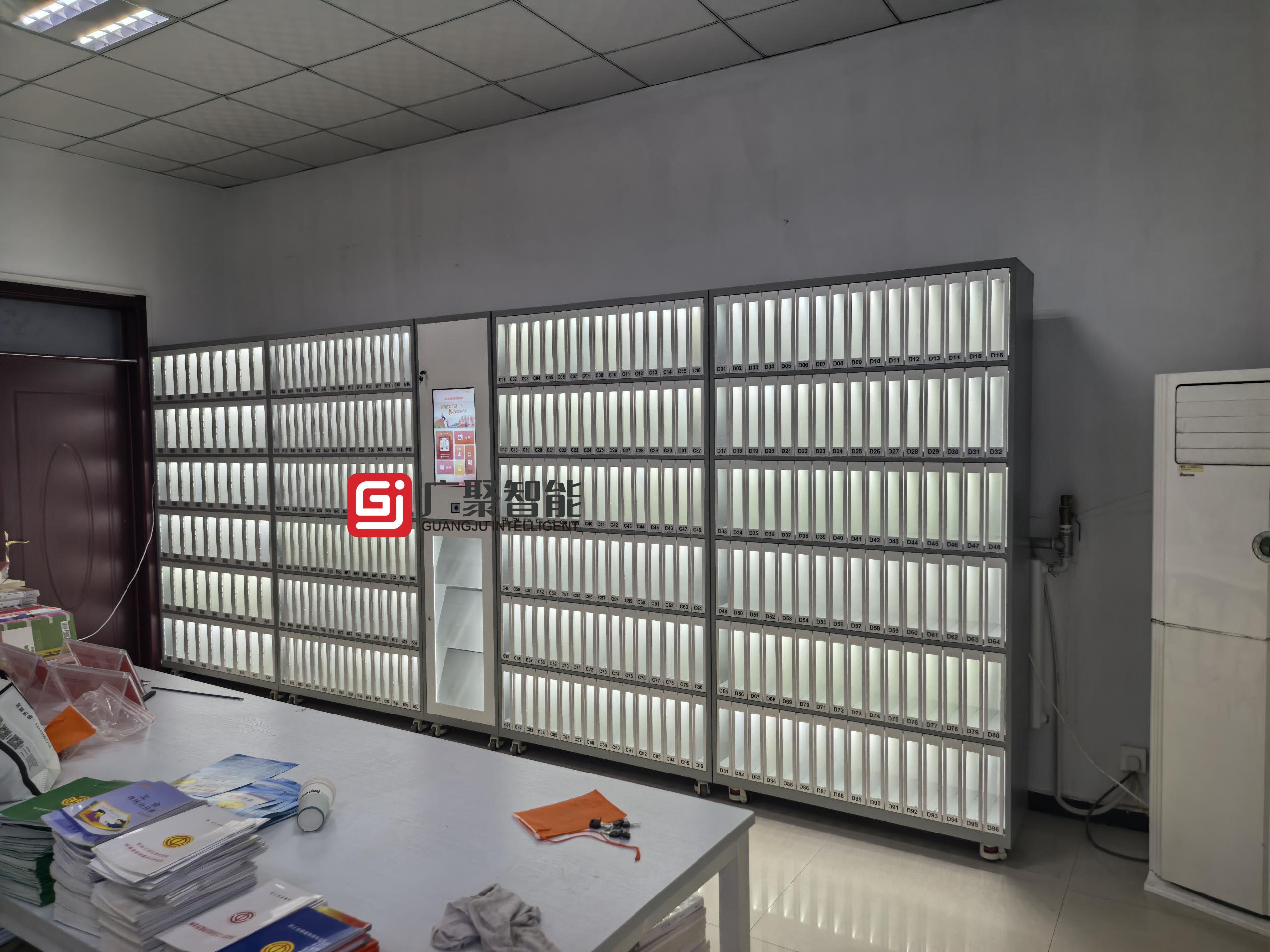 中國石油智能共享書柜-以書為橋 共繪文明互鑒新圖景