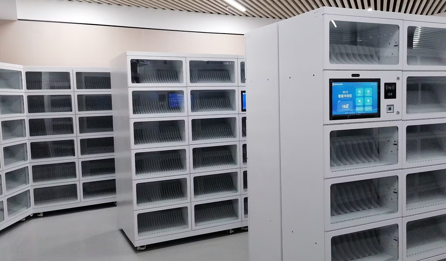 法院智能中間柜在卷宗管理中的作用